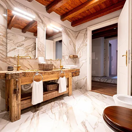 D H Lawrence 4* Cagliari