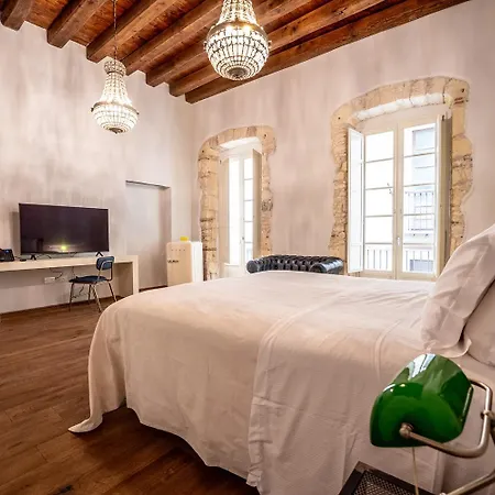 D H Lawrence 4* Cagliari