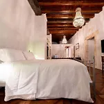 Hotel D H Lawrence 4*
