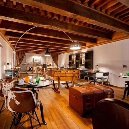 D H Lawrence Hotel 4*